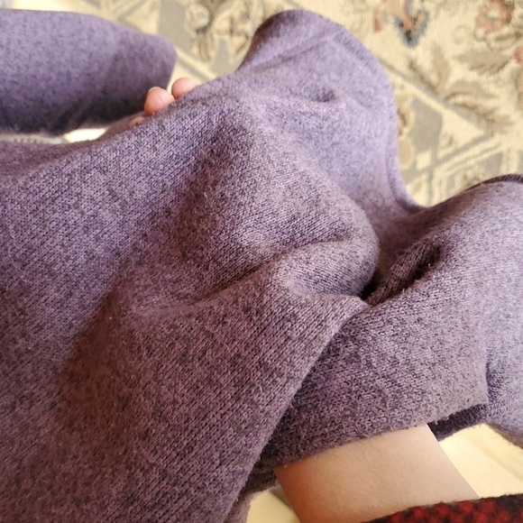 Cabela's Purple Hooded Sz. XL Sweater with Button Detail and Kangaroo Pockets - Picture 7 of 13